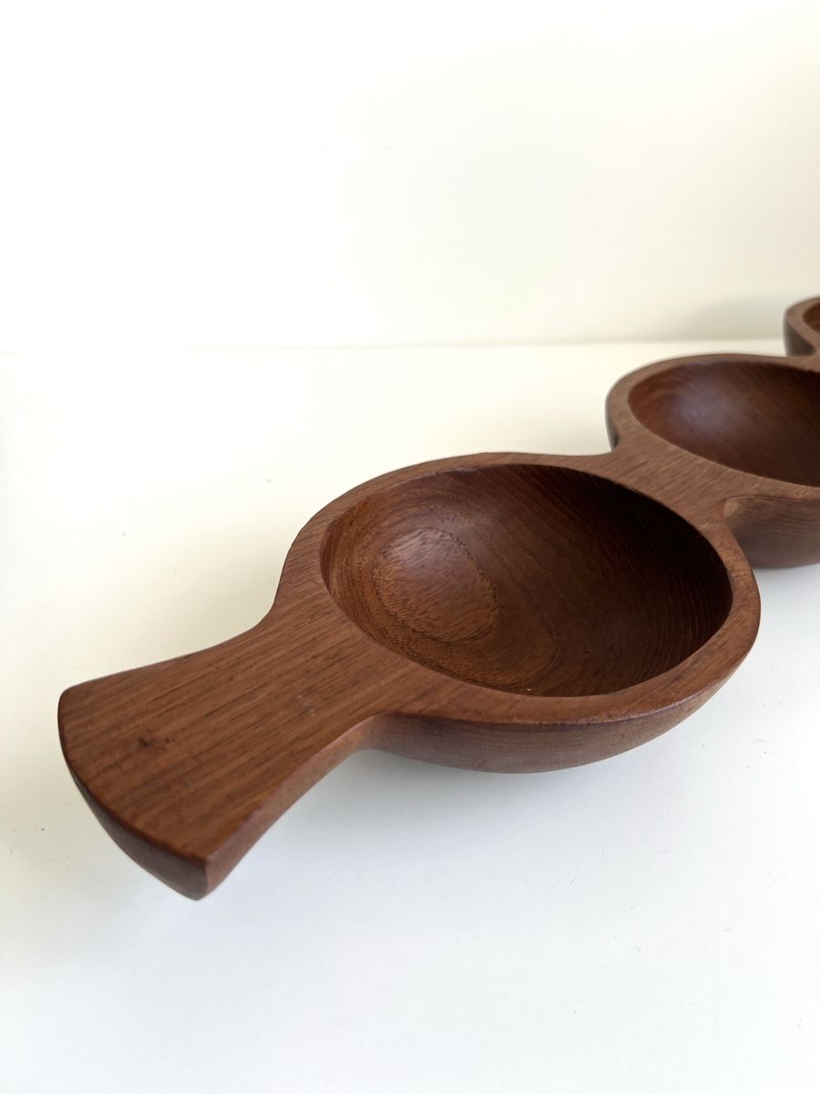 Articoli in legno: Vintage-Serviertablett aus Teakholz  – Usato da Uerikon venduto da Saffagirl 4