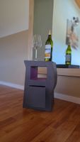 Table de chevet artisanale – Design unique en papier mâché