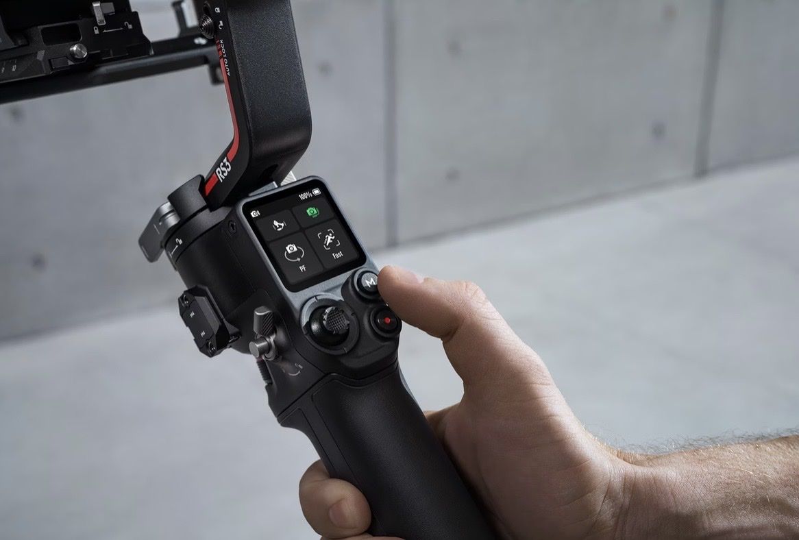 DJI Action Cam: DJI RS3 Gimbal mit Auto Lock Achsen, neu – Nuovo e nell'imballaggio originale da Brienz BE venduto da shcul 1