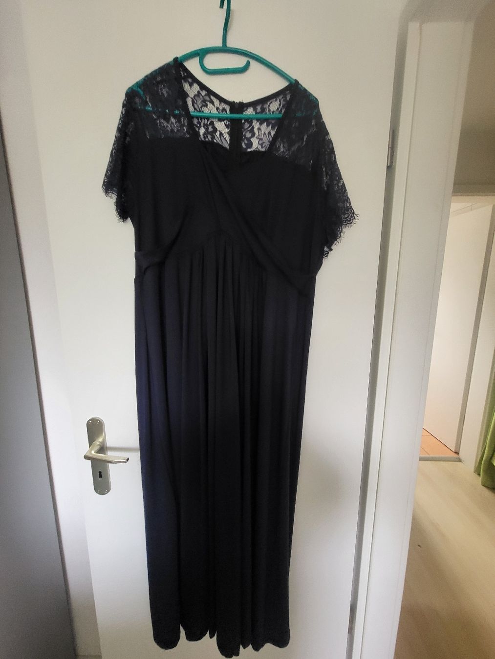 Robes: Festliches Kleid – D'occasion à Safenwil par Schilki04