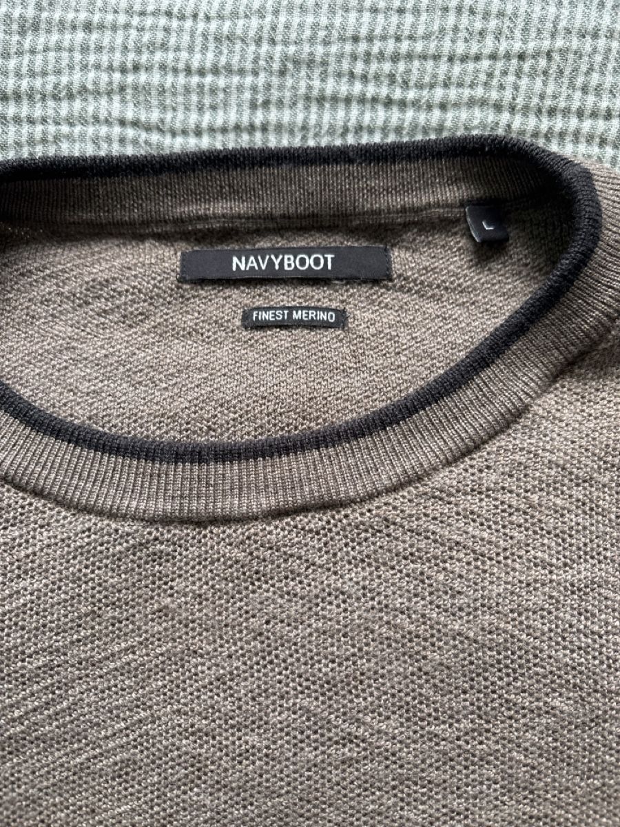 Navyboot Maglioni & Felpe: Navyboot Pullover Merino braun Grösse L mit Defekt – Usato da Rüschlikon venduto da mnm_v2sw 2