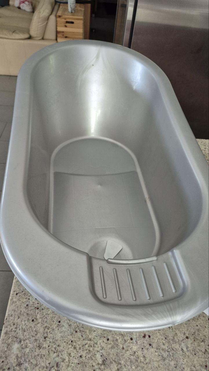 Tout pour le bain: baignoire bébé  – D'occasion à Léchelles par sim7891
