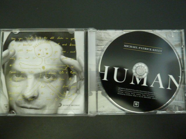 CD: Michael Patrick Kelly - Human  (vergriffen) – Usato da Au ZH venduto da sikoku 1