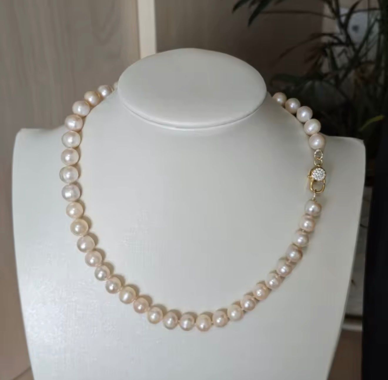 Perle (finte): Collier de perles 10 mm – Nuovo e nell'imballaggio originale da St-Maurice venduto da Sandrinette123 3