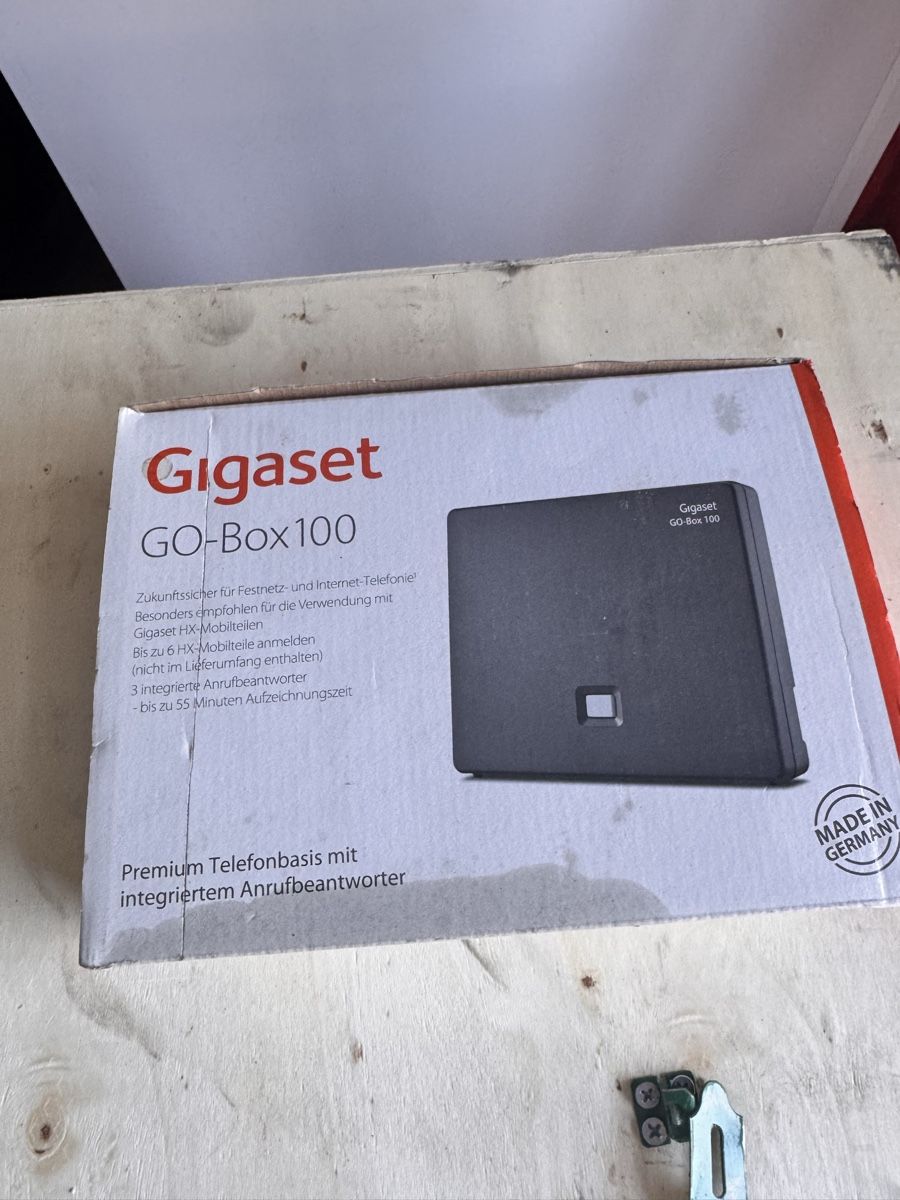 Gigaset Telefone: Gigaset GO-Box 100 Premium Telefonbasis mit AB – Gebraucht aus Luzern von sinni