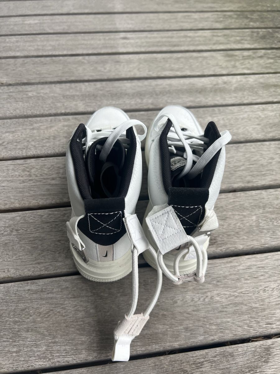 Nike Damenschuhe: Nike Air Force 1 High Utility 2.0 Gr. 41 – Neu und originalverpackt aus Zürich von Musiclover 3