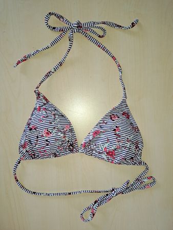 Bikini Oberteil Grösse XS/S
