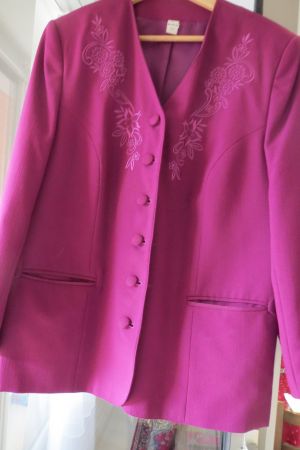 Damen Blazer pink bestickt mit Blumen