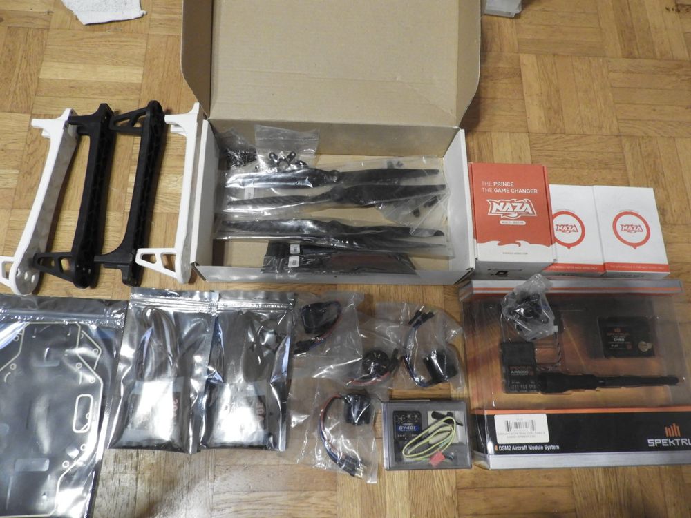 Grosser Drohnenbausatz DJI F450 mit allem drum und dran | Kaufen auf Ricardo