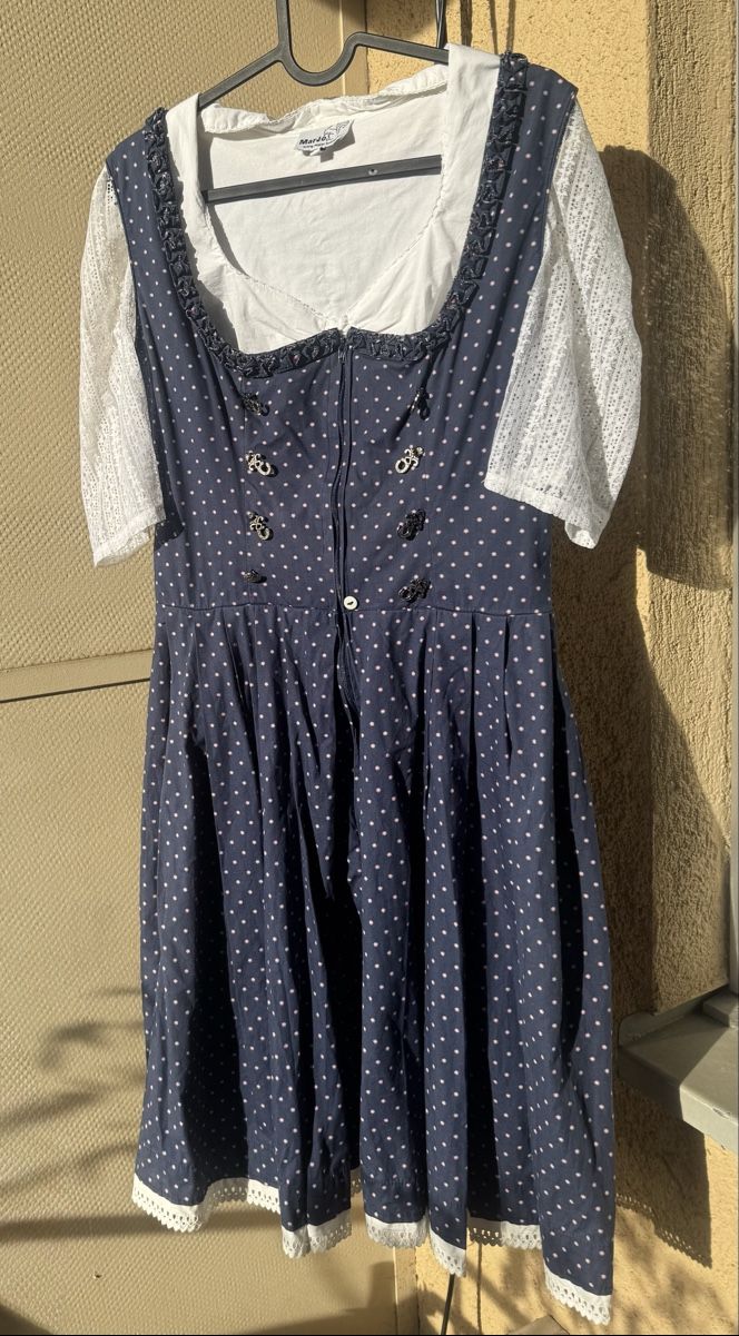 Vestiti: Blaues Dirndl mit Spitze und schöner Bluse – Usato da Zürich venduto da lad_lv9c 1