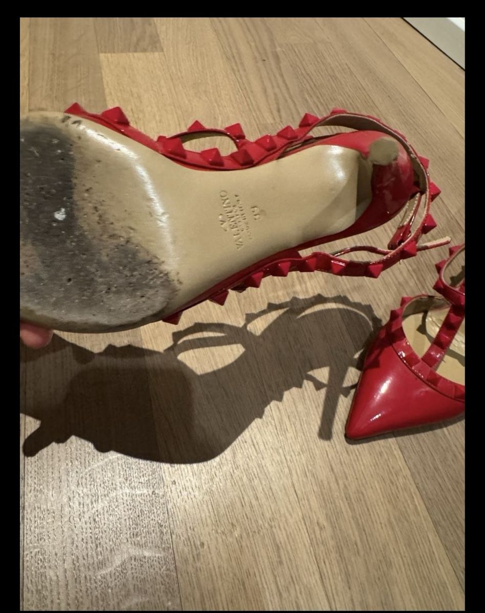 Valentino Scarpe da donna: Valentino Rockstud Heels – Usato da Zürich venduto da oon_nns5 1