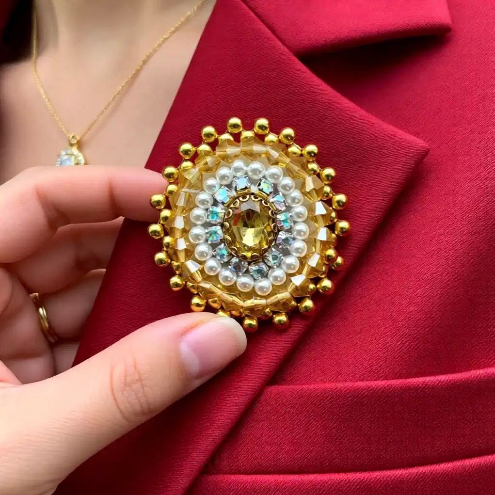 Broches & Aiguilles: Luxus Brosche | Handgemachte Brosche | Brautschmuck | Unikat – Neuf avec emballage d'origine à Vals par ABA-Atelier 6