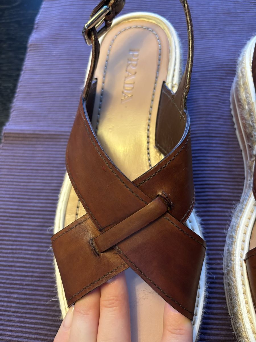 Prada Chaussures femmes: PRADA Sandalen – D'occasion à Zürich par Lynnlouise 9