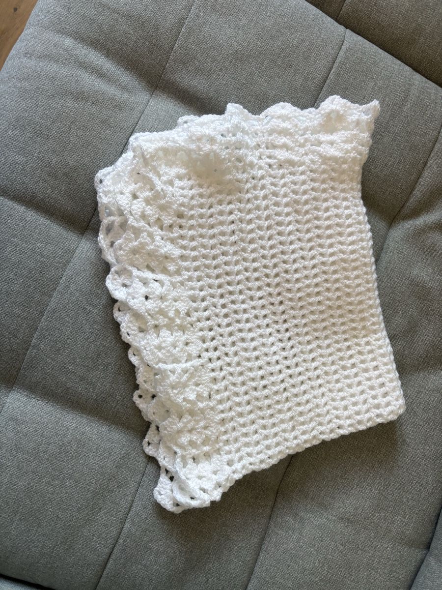 Coperte: Handgemachte gehäkelte Babydecke  – Nuovo e nell'imballaggio originale da Rüti ZH venduto da lau_5yjf 4