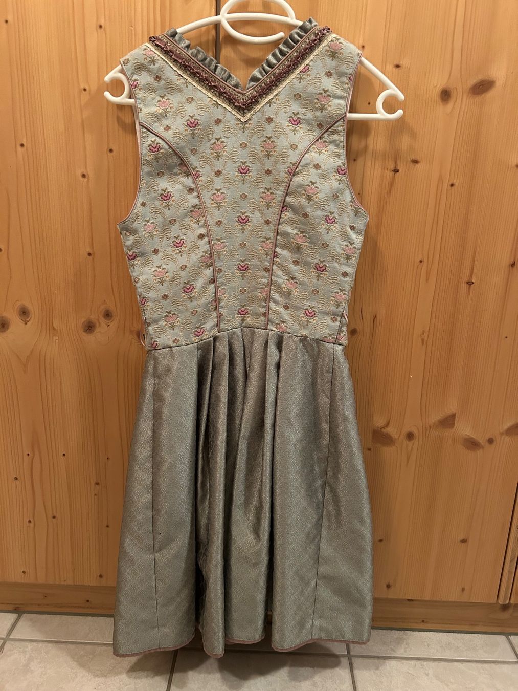 Krüger Vestiti: Krüger Dirndl – Usato da Hätzingen venduto da Killeregli 4