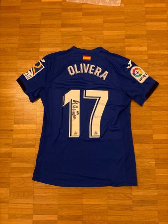 Matchworn signed Getafe CF Olivera with COA
