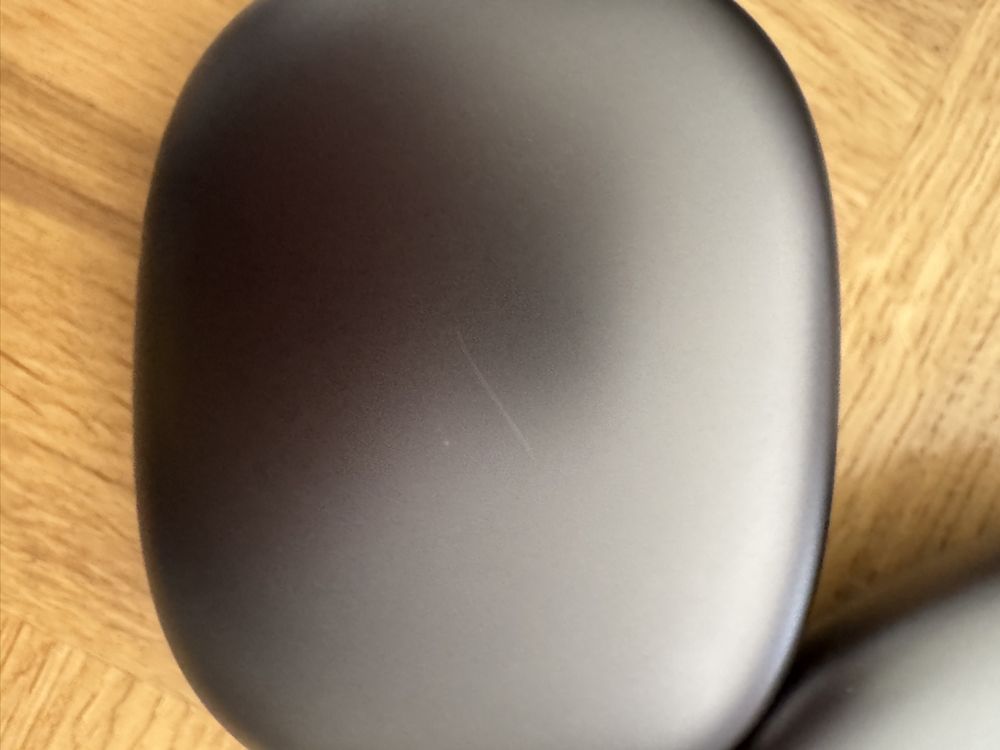 AirPods Max Space Gray 3