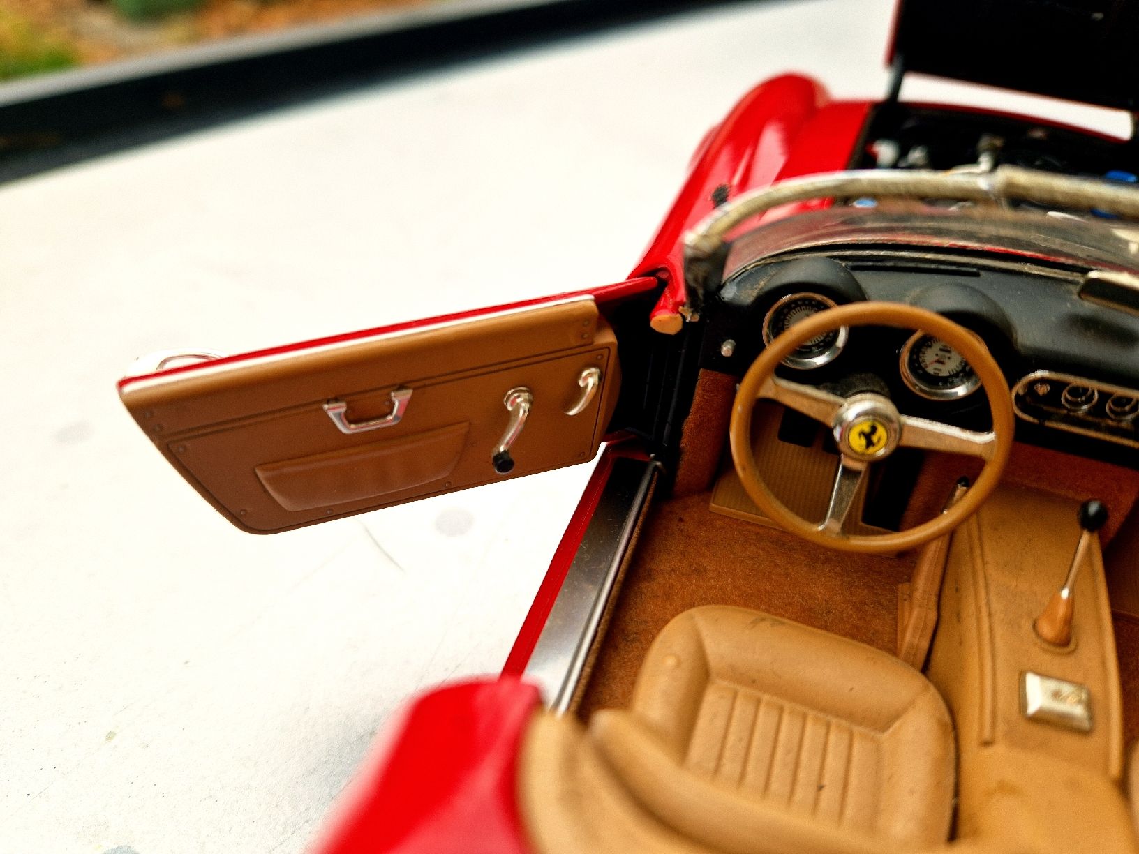 Hot Wheels Modellini d'auto: Ferrari 250 California Spider 1 18 – Usato da Undervelier venduto da Tufitufi7 4