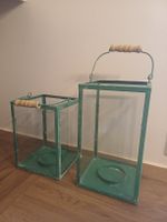 neu: 2 Laternen Metall/Glas, türkis mit Holzgriff