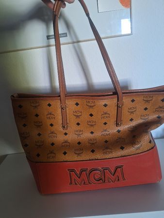 MCM Shopper Cognac