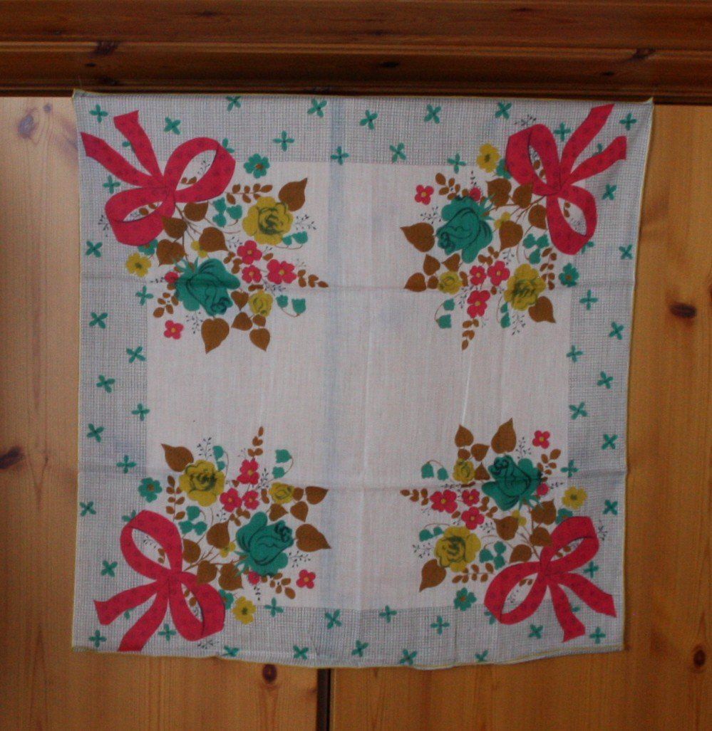 Foulard & Sciarpe: Schal Tuch Foulard bunt – Usato da Flüelen venduto da Diversicum-Textil