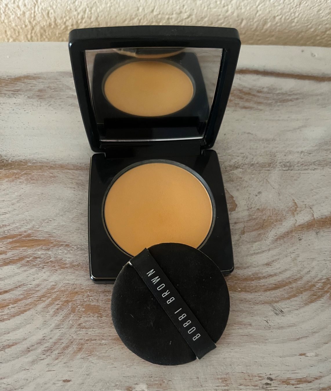 Make-up: Bobbi Brown Sheer Finish Pressed Powder – Usato da Bülach venduto da creami