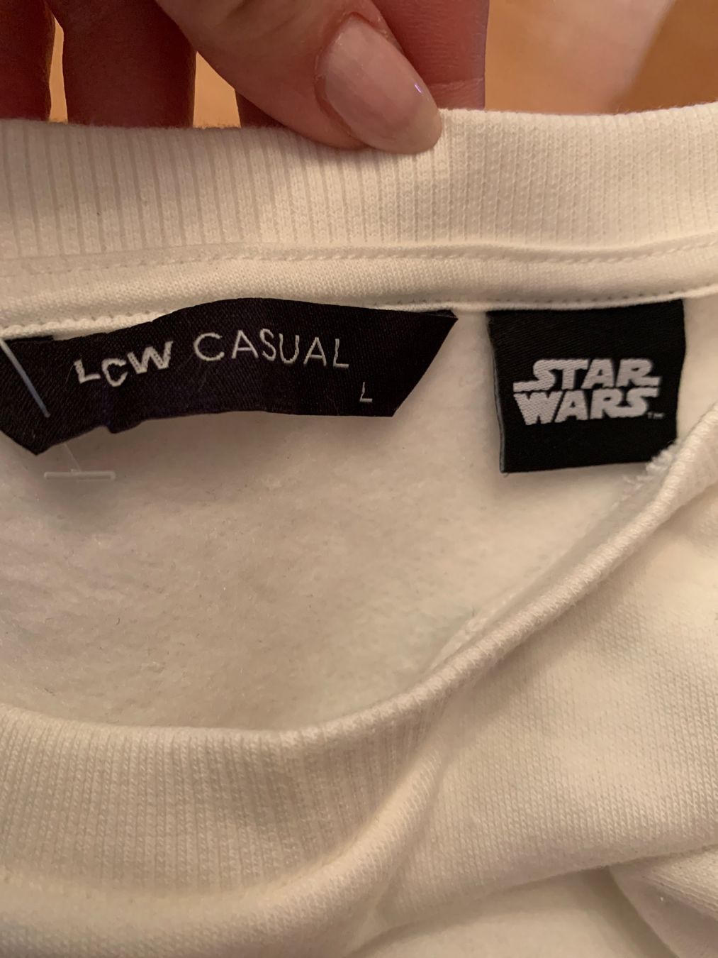Maglioni & Felpe: Joli pull blanc Star Wars taille L – Usato da MEYRIN venduto da Gwendo10 2