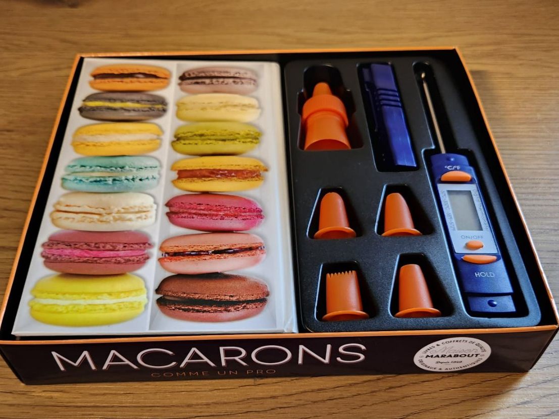 Kit bricolage: Set pour Macarons - Jamais utilisé - Quasi neuf – Nuovo (secondo la descrizione) da Moutier venduto da tom_9zxw