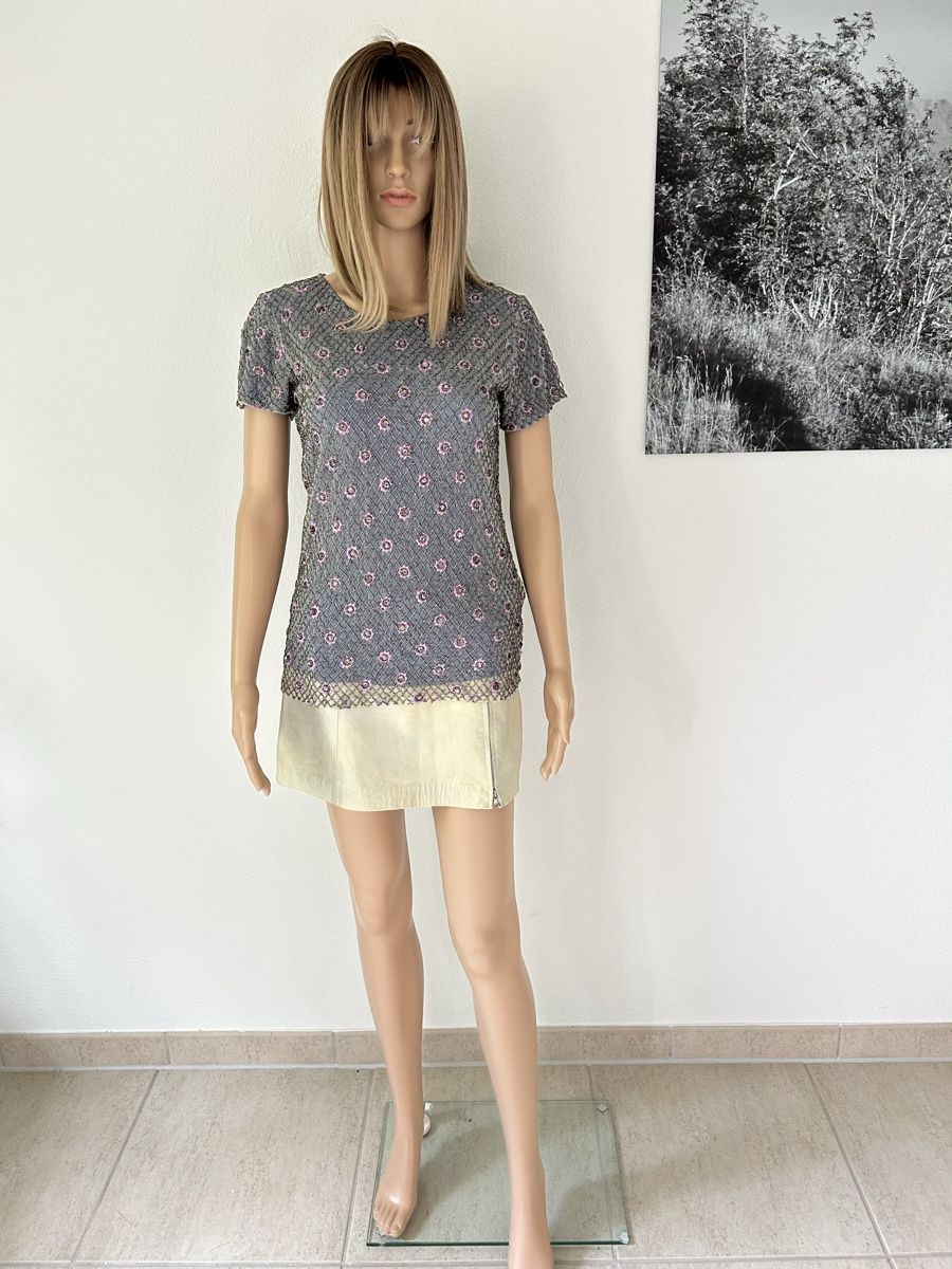 Camicette: Elegant Embroidered Mesh Blouse – Nuovo (secondo la descrizione) da Saland venduto da ele_vc96 2