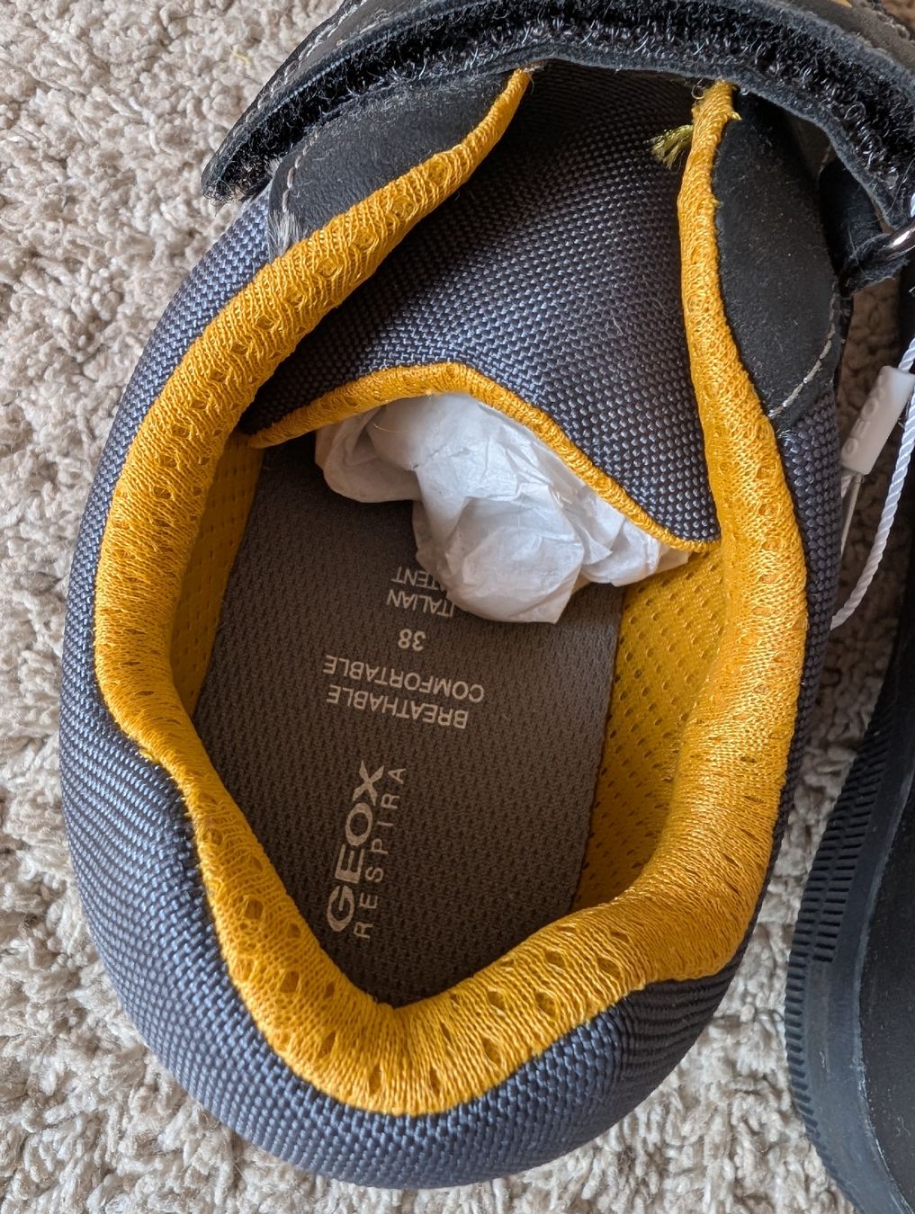 Geox Scarpe per ragazzi: Geox Halbschuhe, Gr. 38 – Nuovo (secondo la descrizione) da Winterthur venduto da voan 2