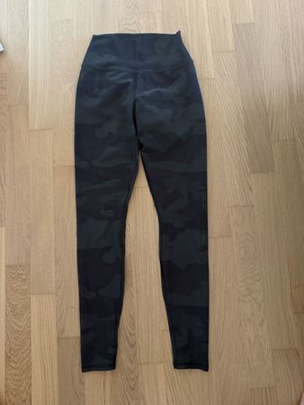 Alo yoga Military Leggins size Small