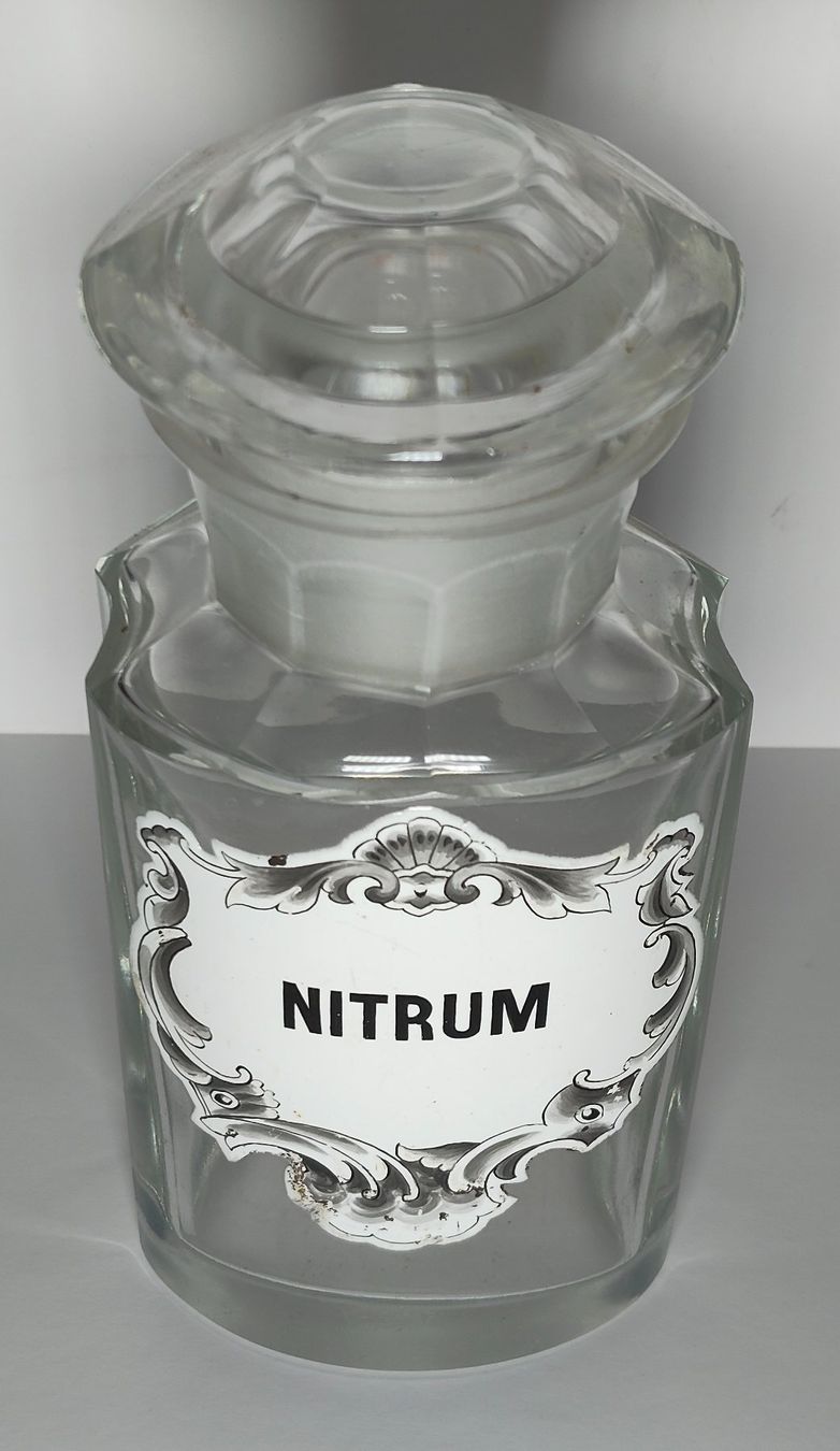 Accessori da laboratorio: Antike Apothekerflasche NITRUM Um 1900 17cm – Usato da Monthey venduto da 19_karen_84 2