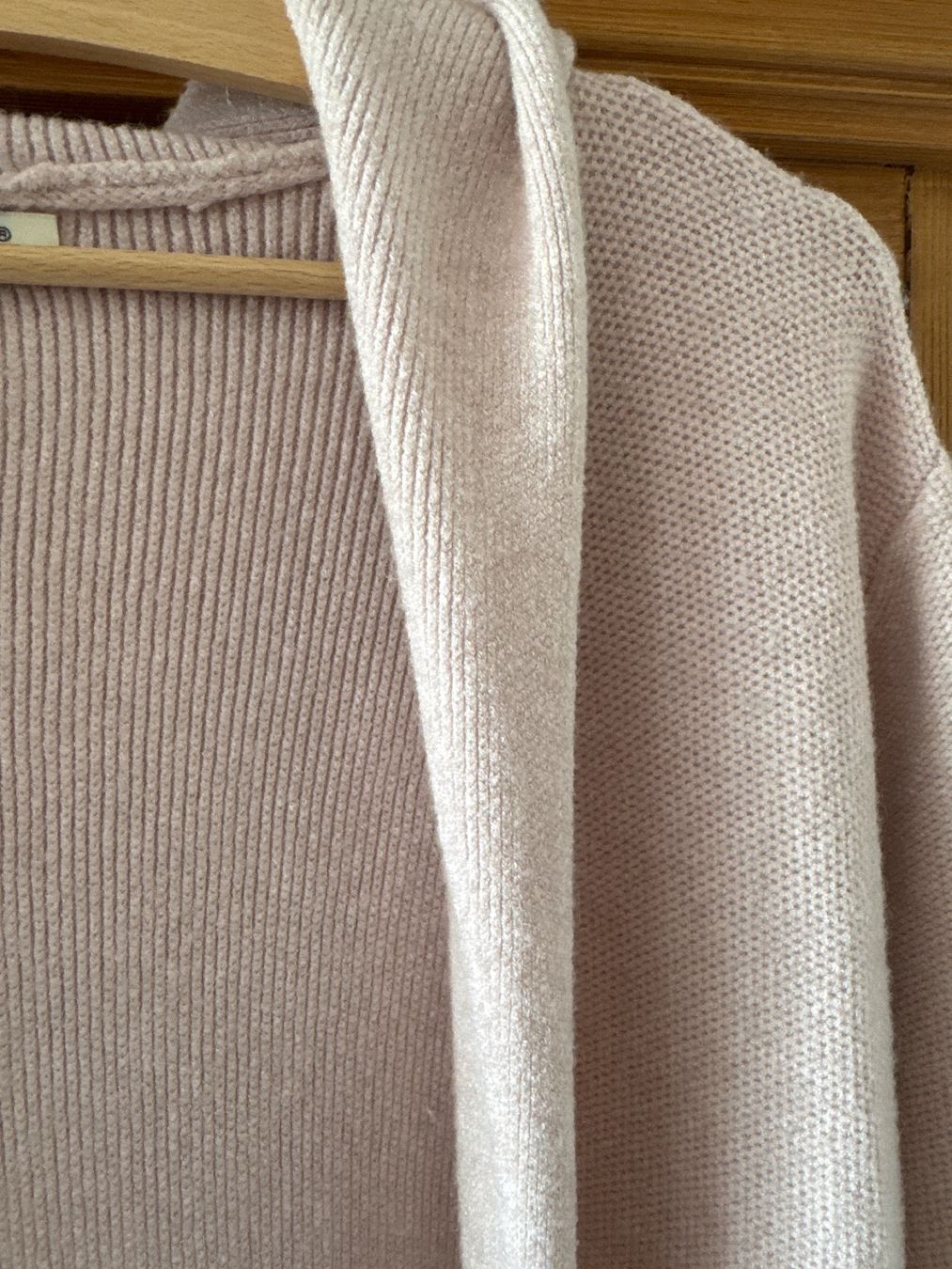 Jacken: Strickjacke mit Kapuze, Damen, Grösse M, mit Wolle – Gebraucht aus Winterthur von britsi 1