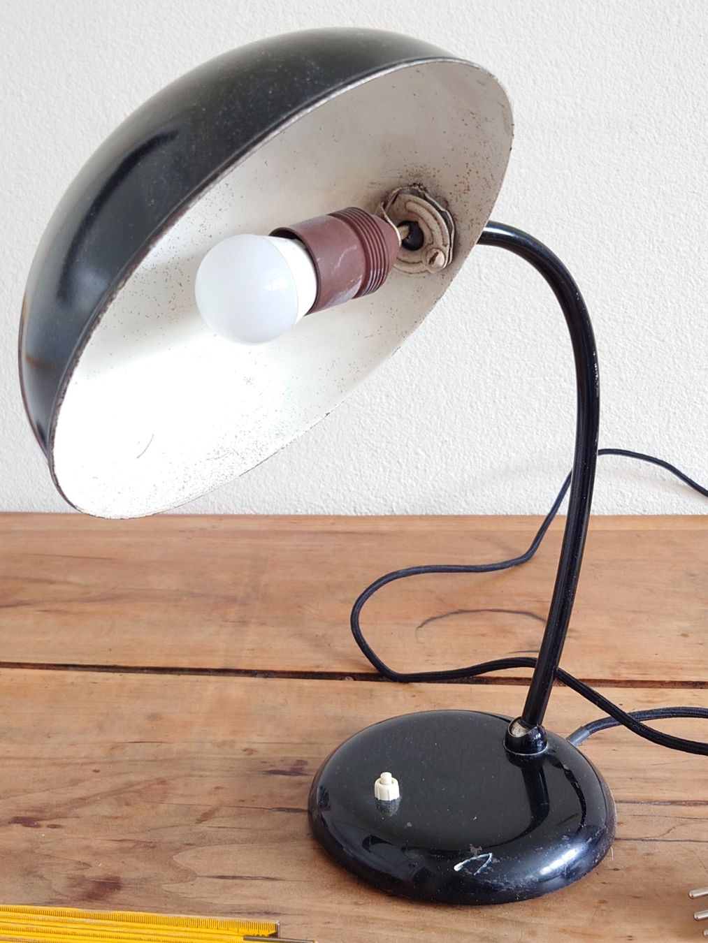 Lampade: Bauhaus Tischleuchte – Usato da St. Gallen venduto da SG005 7