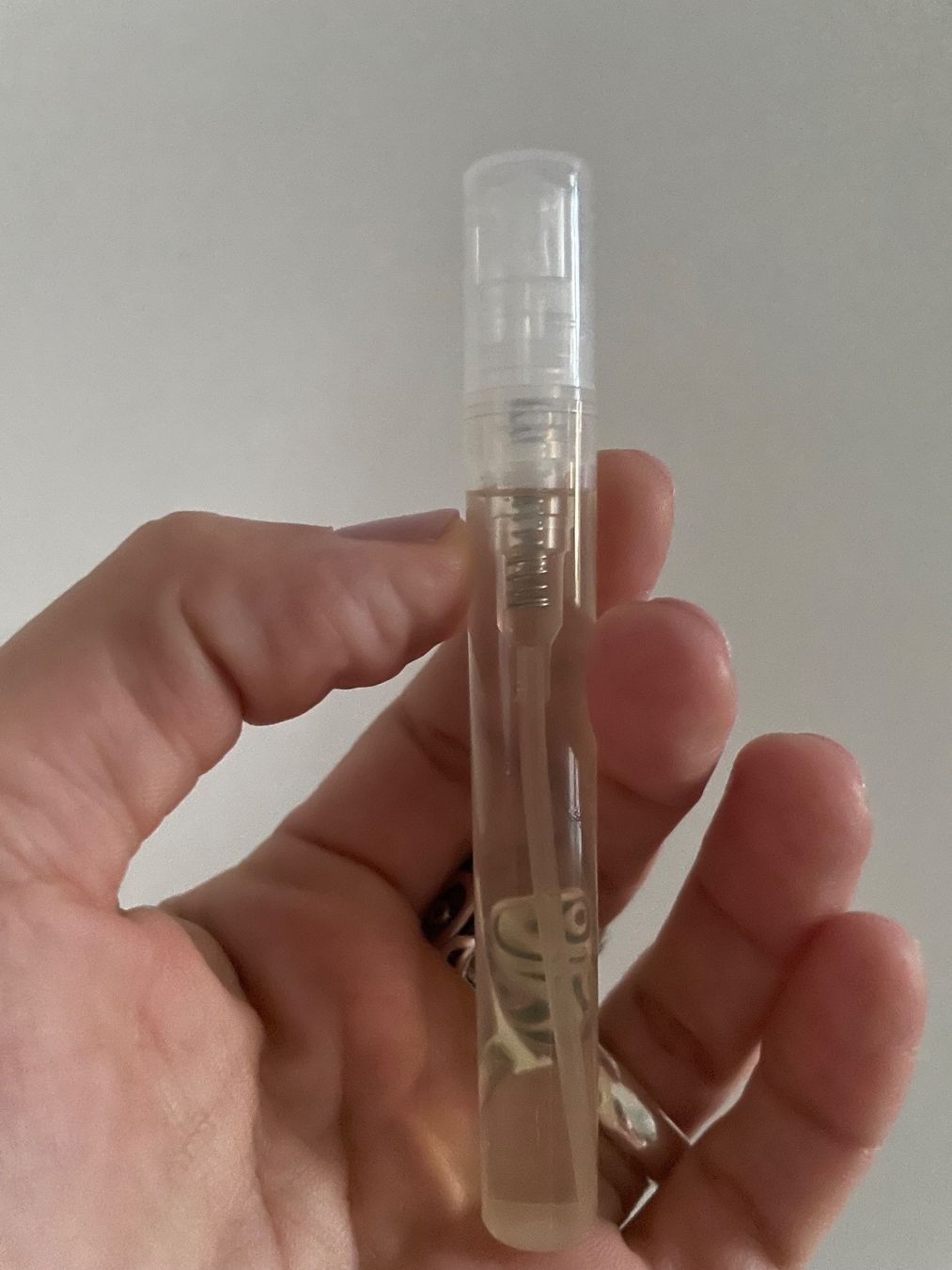 Profumi & Eau de Toilette: MILESTONE L'INTERCODE EAU DE PARFUM INTENSE 5ML ABFÜLLUNG – Usato da Zürich venduto da deruja 1