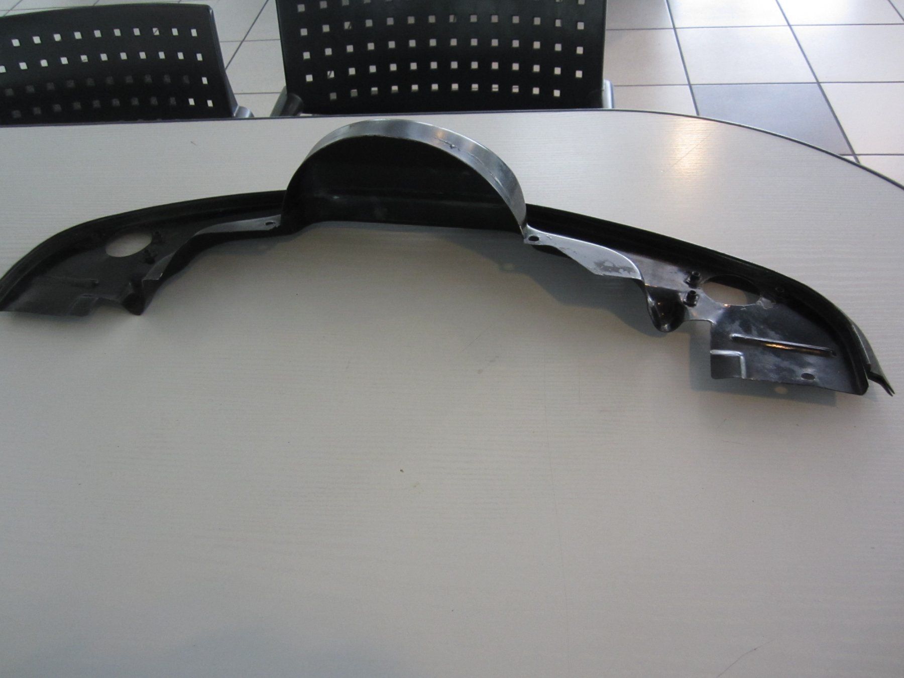 Porsche Tutti pezzi di ricambio auto: Porsche 356 Motorraumabdeckblech    hinten guter Zustand – Usato da Dietikon venduto da exclusive-cars-ag 1