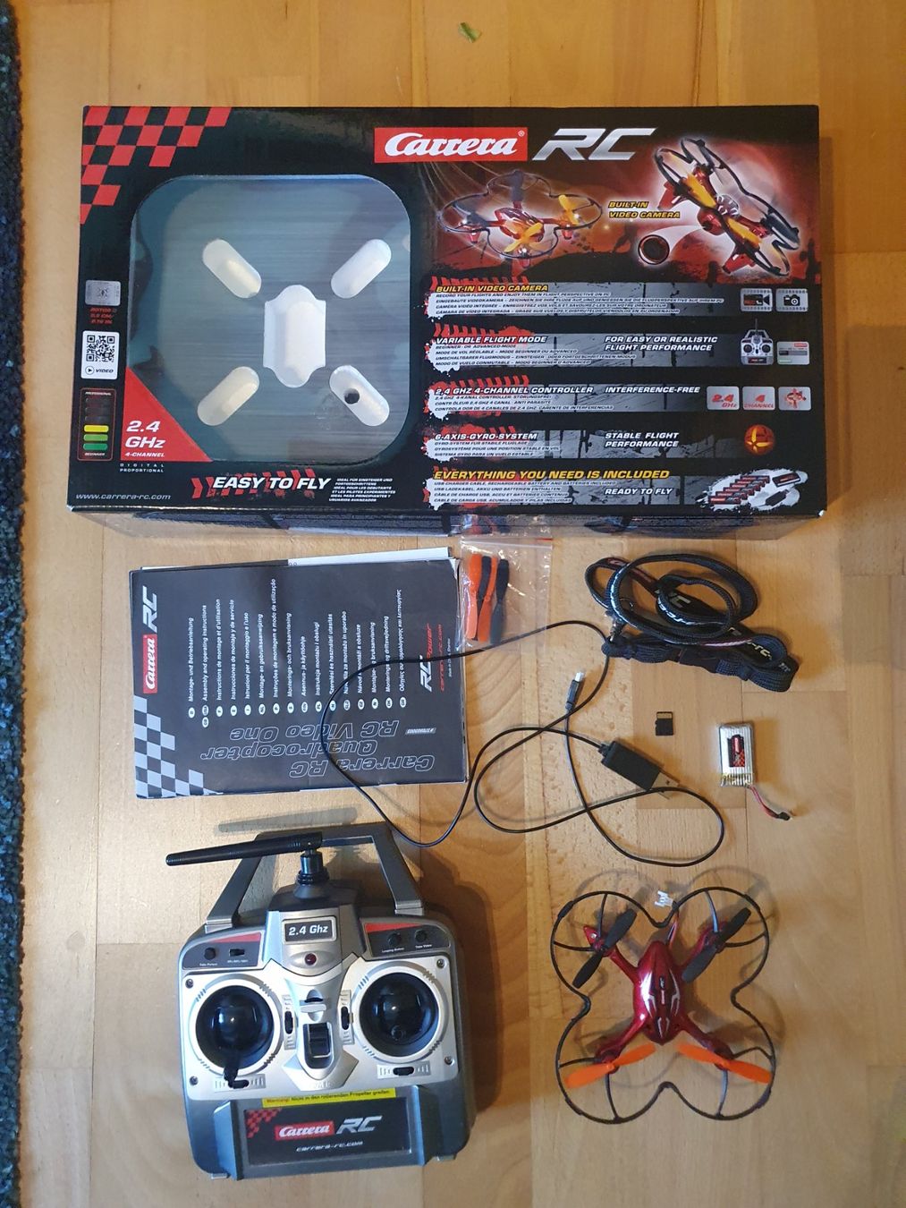 Carrera RC Kits de montage: Carrera RC Quadrocopter mit Kamera – D'occasion à Gipf-Oberfrick par s.varadi 2