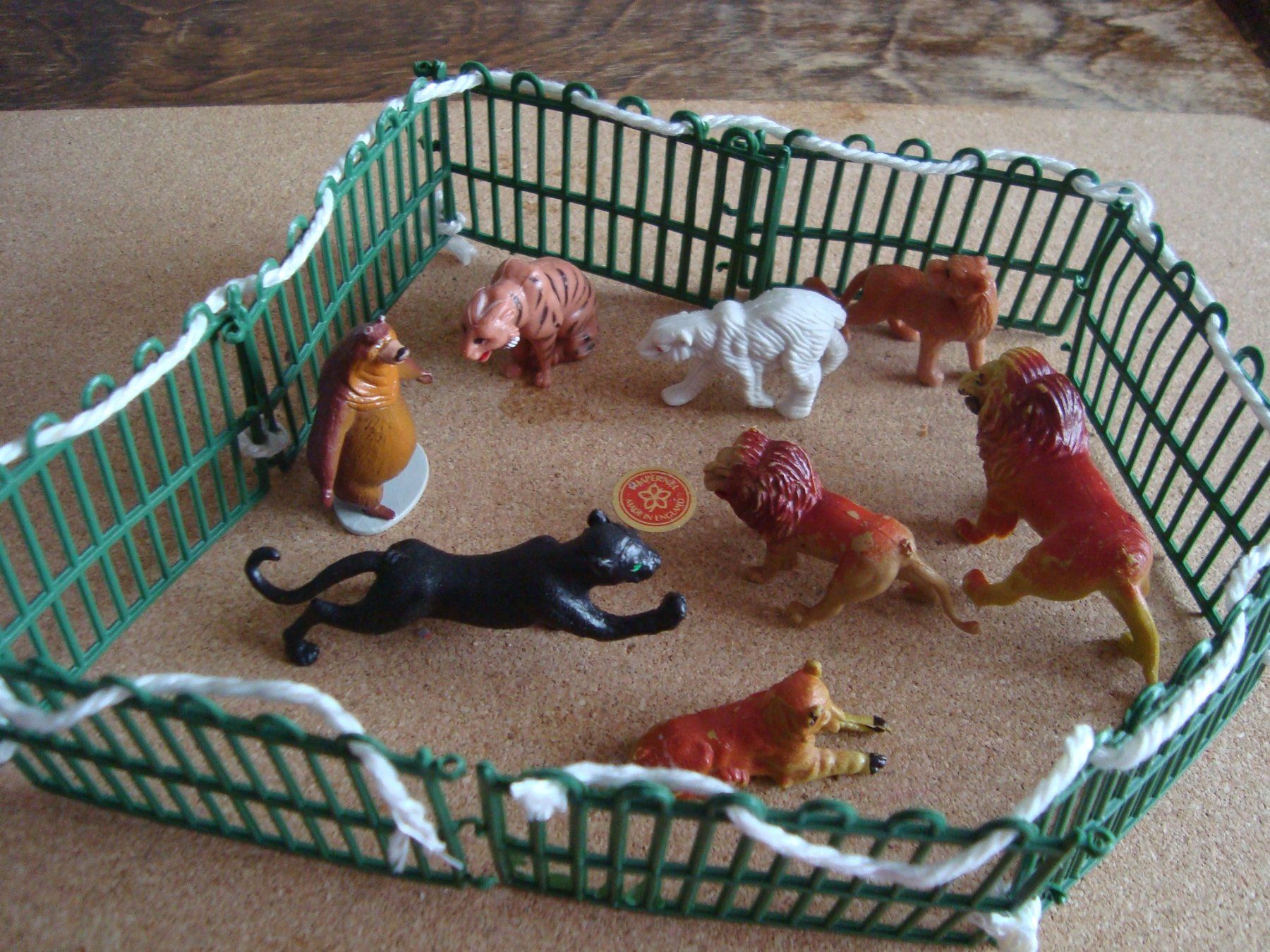Spielzeuge: Lot de petits animaux en plastique – Gebraucht aus Fribourg von ruswil007 3