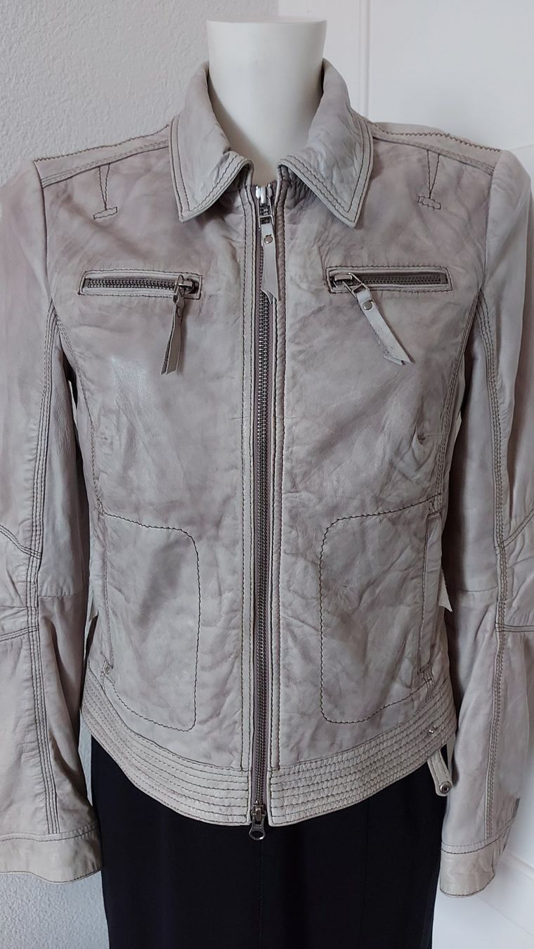Giacche: Leder Jacke Grau gr.38 – Usato da Nebikon venduto da Draga25