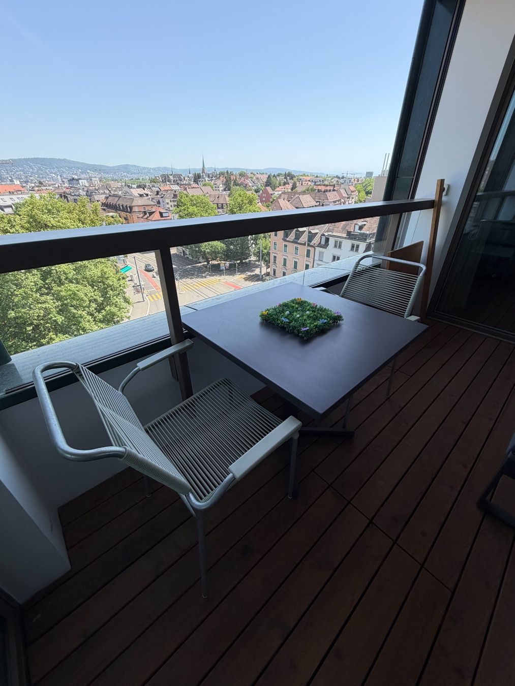 Schaffner Set di tavolo e panche: Balkon-Set: 2x Schaffner Spaghetti-Stühle & Tisch – Usato da Zürich venduto da Venegor36 1