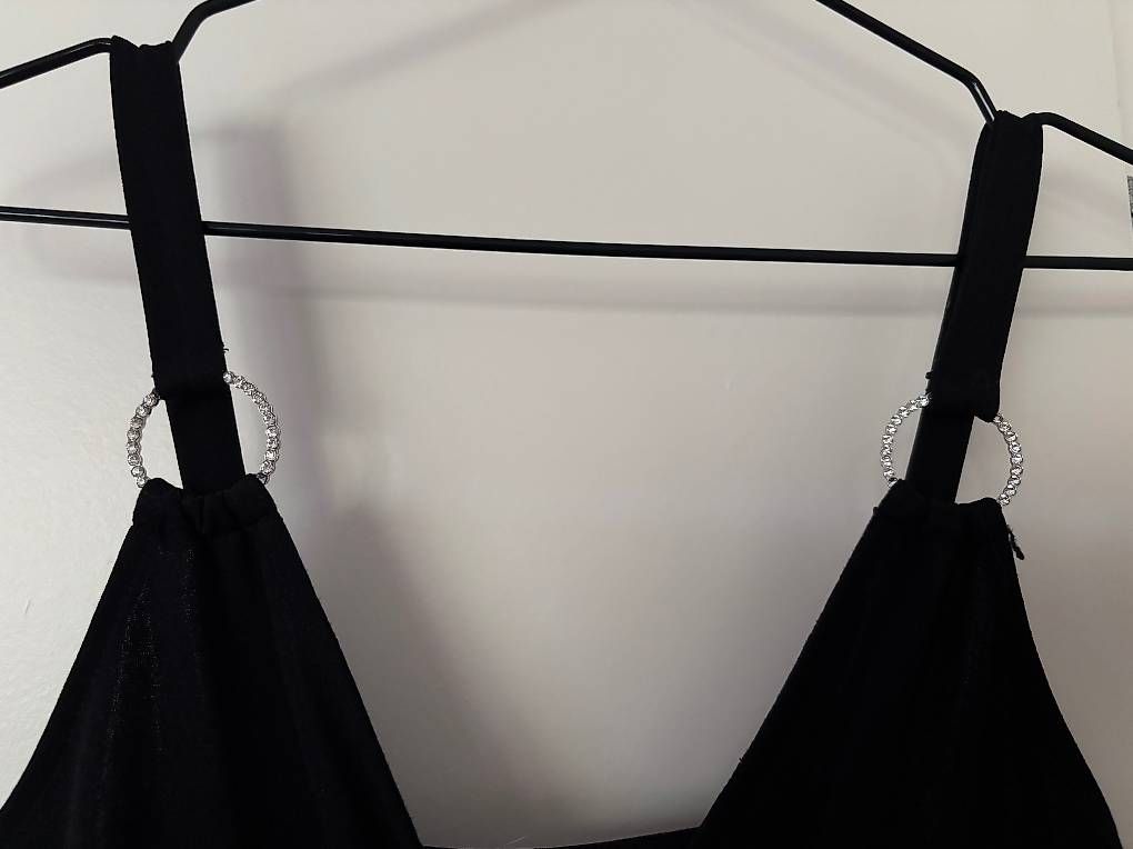 H&M Tute: Eleganter schwarzer Jumpsuit Grösse S – Usato da Bern venduto da shiggyy 2