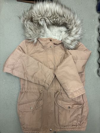 Winterjacke  H&M mit Kunstfell Kapuze beige Grösse 38