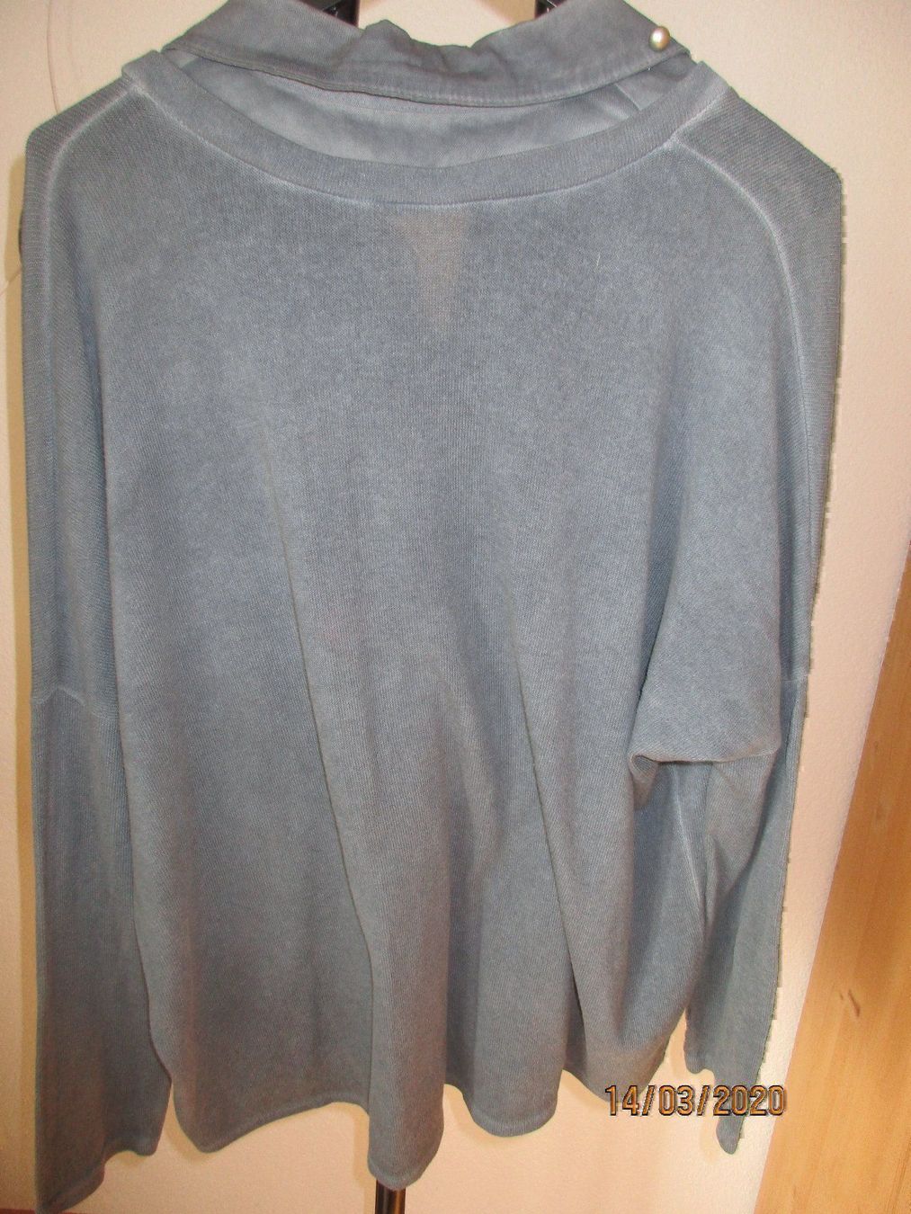 Pulls & Sweat-shirts: Carla Giannini zwei integrierter Pulli – Neuf (Voir description) à Ottenbach par Claurin 3