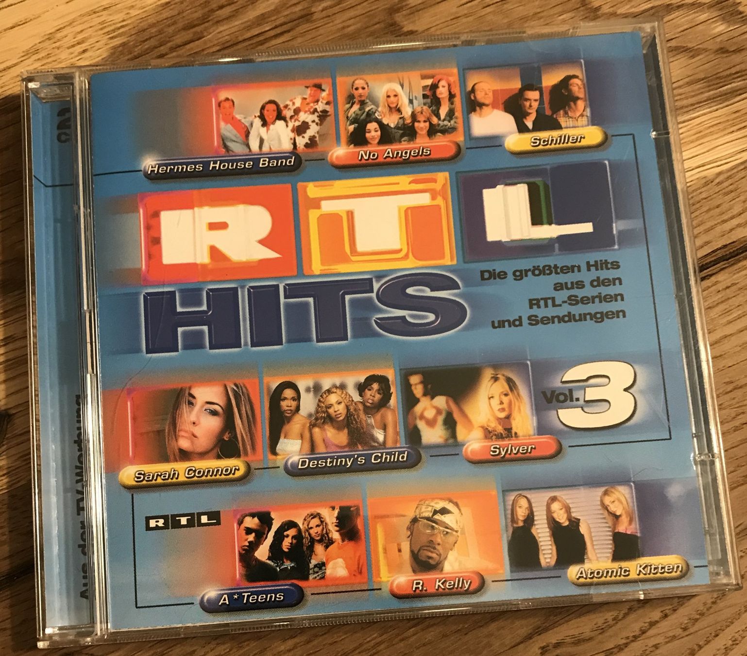 CD: CD- RTL Hits Vol. 3 - Doppel CD 90er Kult – Usato da Guntershausen venduto da Gloominati