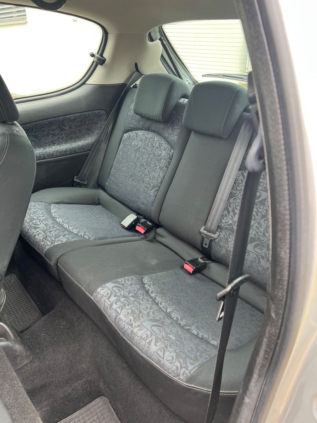 Peugeot Autos: Peugeot 206 - 1.6 Quicksilver - Ab 1.- – D'occasion à Sutz par Toyota14 7