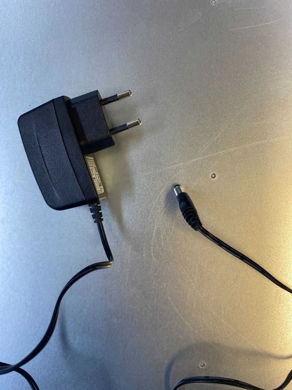 Zyxel Hub & Switch: ZyXEL ES-108A – Usato da Zizers venduto da Digitag0 3