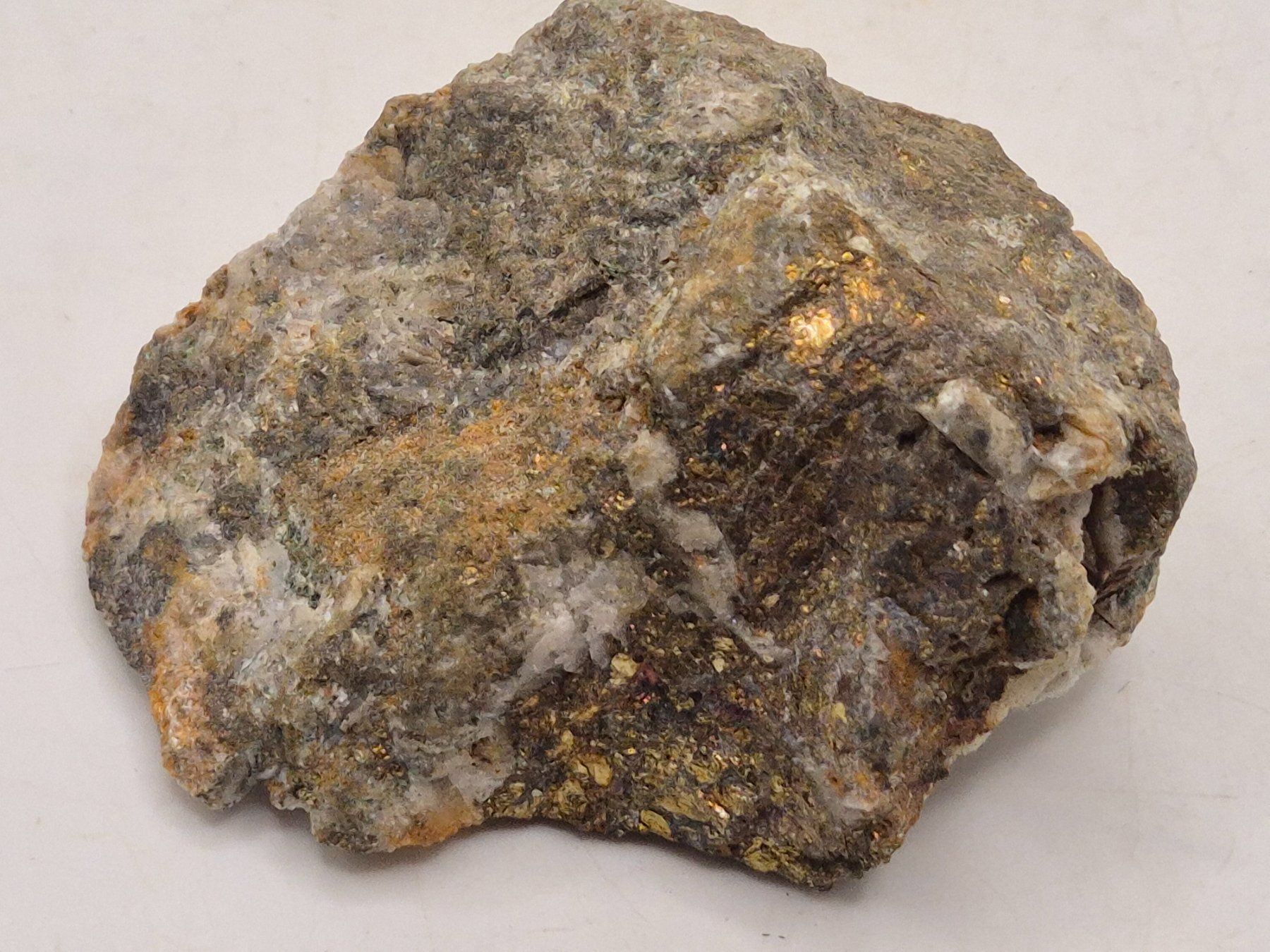 Mineralien & Heilsteine: Chalkopyrit, Kupferkies; Marokko (157) – Neu und originalverpackt aus Winterthur von LukasMineralienOase 2