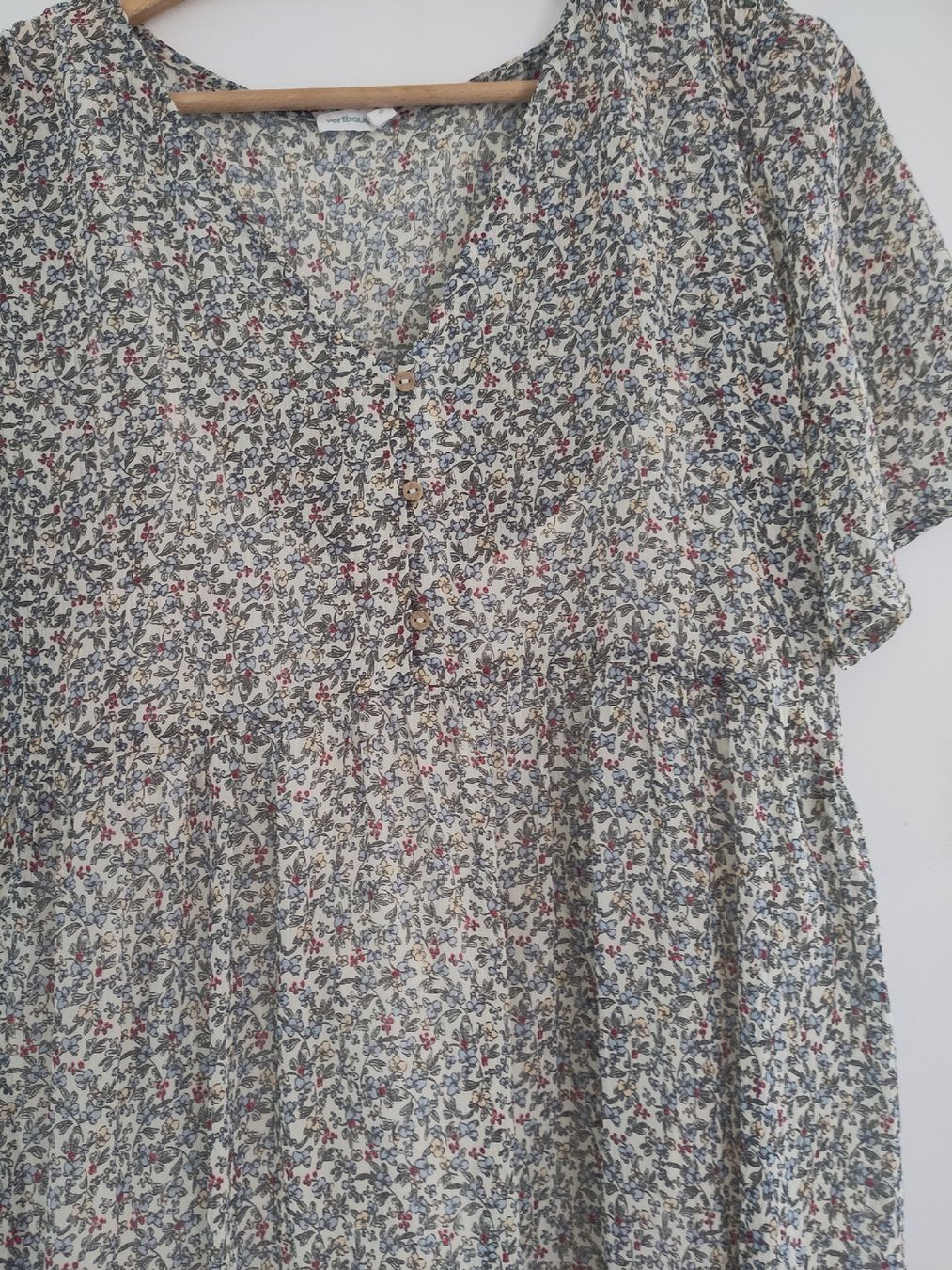 Vestiti: Vertbaudet Sommerkleid, Gr. 46, mit Blumenmuster – Usato da Ettenhausen TG venduto da Laib 1