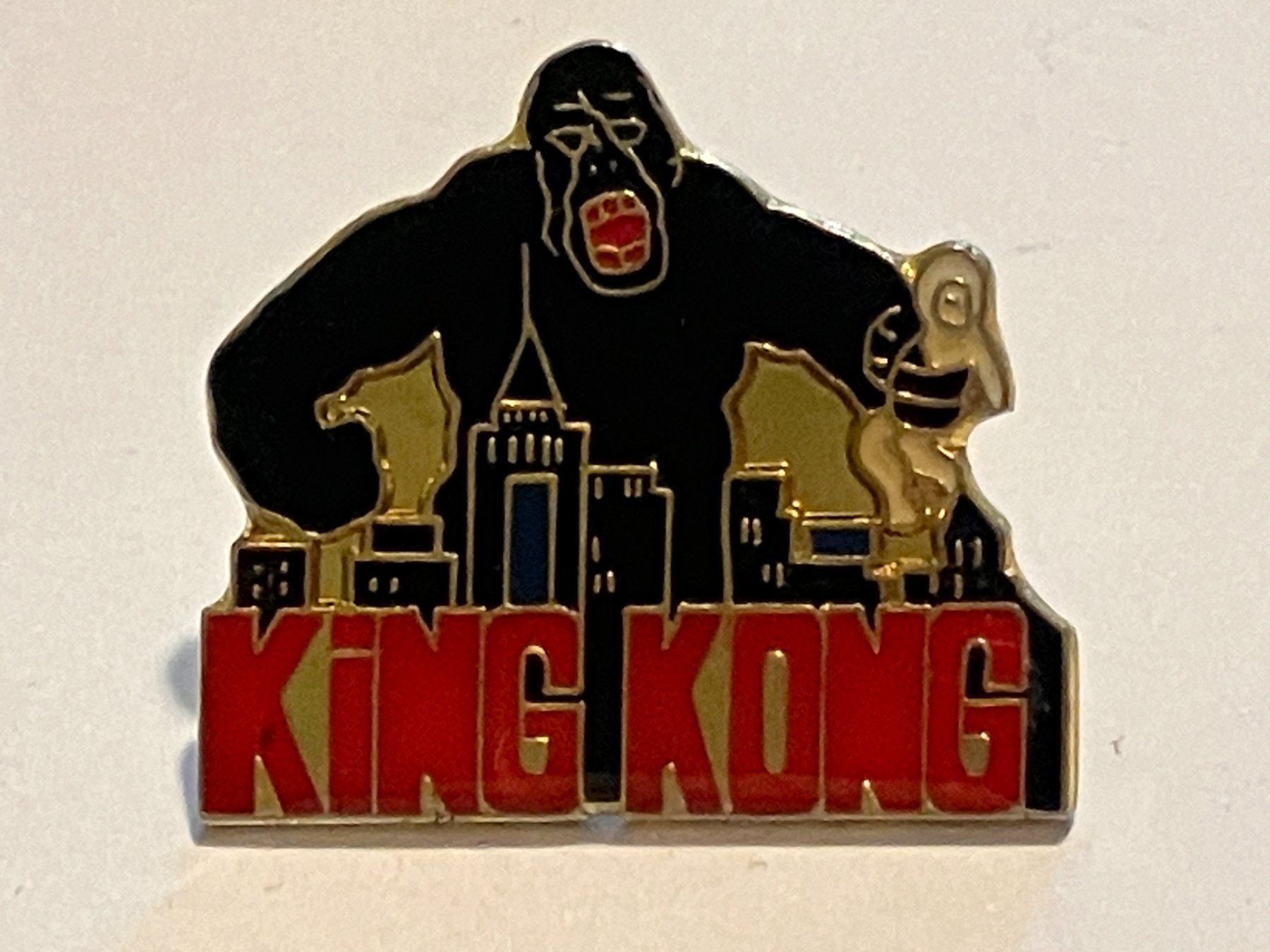 Placchette & Badge: 1 Pin King Kong – Usato da Basel venduto da djwwpp