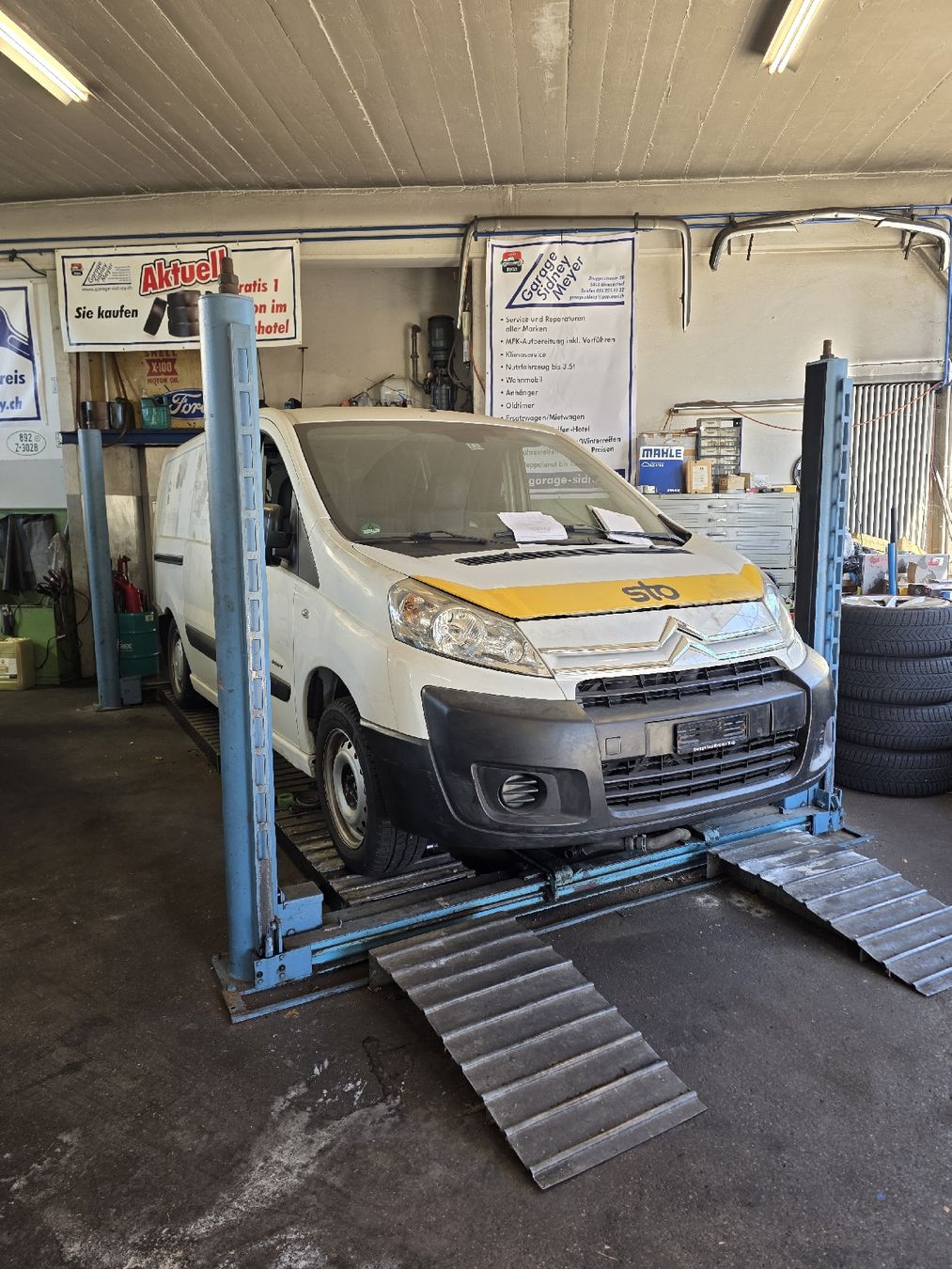 Hebebühne & Wagenheber: Autolift ab 1 Fr. – Gebraucht aus Birmenstorf AG von Adam92